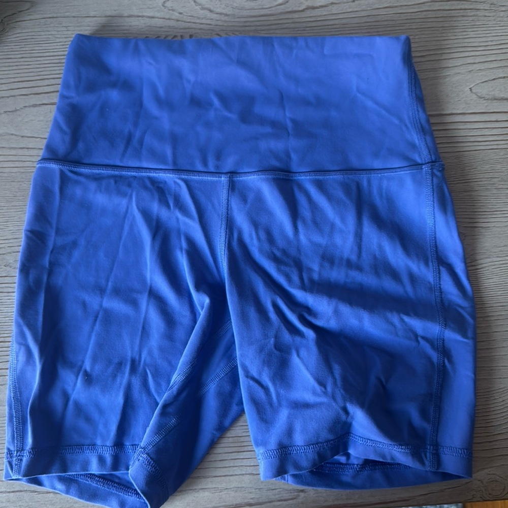 Lululemon Indigo Biker shorts 6 inch